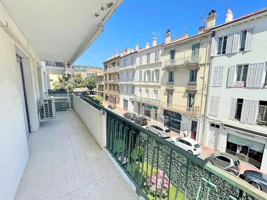 アパート Viva Riviera Large 3 Bedrooms With Balcony カンヌ