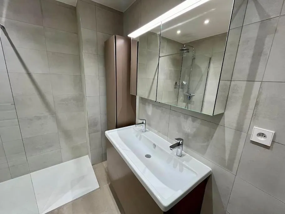 アパート Viva Riviera Large 3 Bedrooms With Balcony カンヌ